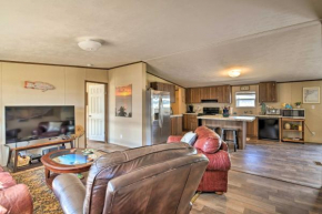 Quaint Port OConnor Home - 3 Mi to Beach!
